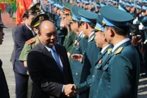 Thủ tướng Nguyễn Xuân Phúc thăm và chúc Tết Sư đoàn không quân 372