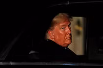 Tổng thống Trump và những khoảnh khắc cô lập tại Thượng đỉnh NATO