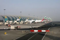 Rơi máy bay ở Dubai, 4 người thiệt mạng tại chỗ