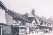 Cuộc sống thị trấn cổ nhất nước Anh 100 năm trước 