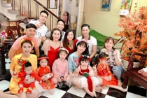 Thúy Ngân: Tự nhận thấy cần sống có trách nhiệm khi ba bệnh