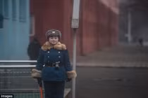 Hình ảnh nữ cảnh sát giao thông xinh đẹp ở Triều Tiên