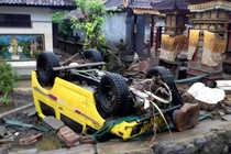 Cảnh tượng tang thương sau thảm họa sóng thần Indonesia