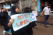 Rúng động nữ bệnh nhân bị cưỡng hiếp tập thể tại bệnh viện