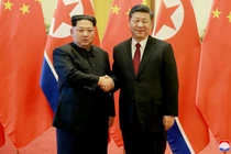 Chưa tới một năm ông Kim Jong-un đã bốn lần thăm Trung Quốc