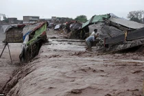 Cảnh tượng lũ lụt kinh hoàng ở Pakistan