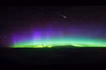 Cảnh đẹp không tưởng chụp từ buồng lái máy bay