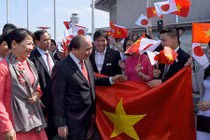 Thủ tướng Nguyễn Xuân Phúc đến Tokyo, bắt đầu chuyến thăm Nhật Bản