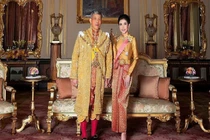 Chặng đường bà Sineenat trở thành Hoàng quý phi trước khi thất sủng