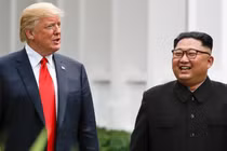 Tổng thống Trump “nhắn nhủ” gì Chủ tịch Kim Jong-un trước cuộc gặp lịch sử?
