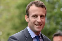 Thăm dò ngoài phòng bỏ phiếu: Ứng viên Macron giành chiến thắng