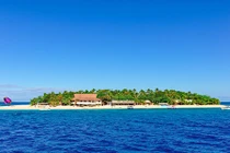 Ngắm 10 bãi biển nhiệt đới tuyệt vời nhất hành tinh