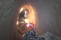 Đột nhập mạng lưới đường hầm của phiến quân IS ở Sinjar