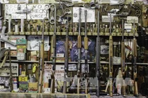 Tổng thống Trump "xuống nước" ủng hộ cấm các thiết bị độ súng