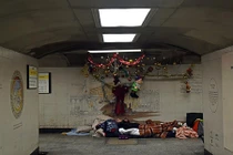 Giáng sinh lạnh lẽo của người vô gia cư giữa lòng London