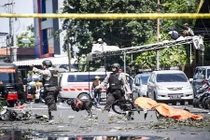 Cả gia đình 6 người thực hiện loạt đánh bom tại Indonesia