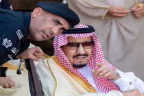 Vì sao vệ sĩ của Vua Saudi Arabia bị bắn chết?