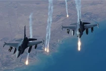 80 dân thường ở Deir ez-Zor chết oan vì không kích Mỹ?