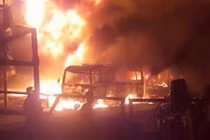 Hiện trường đánh bom xe liên tiếp rung chuyển Baghdad