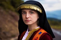 Ngẩn ngơ ngắm vẻ đẹp của phụ nữ khắp thế giới