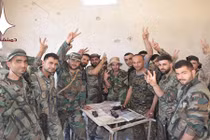 Ảnh: Quân đội Syria tấn công dữ dội ở Đông Damascus