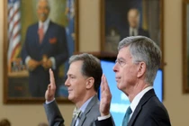 Luận tội Tổng thống Mỹ: Hạ viện điều trần công khai, ông Trump bất lợi đủ đường?