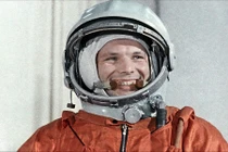Sự thật thú vị về mũ bảo hiểm của Yuri Gagarin