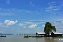 Ảnh: Cảnh tượng ngập lụt nghiêm trọng ở Ấn Độ