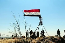 Quân đội Syria khoe dàn chiến lợi phẩm "khủng" từ IS tại Daraa