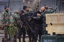 Quân đội Syria tổng tấn công IS ở gần thành cổ Palmyra