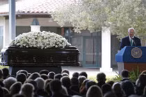 Toàn cảnh lễ tang cựu Đệ nhất phu nhân Mỹ Nancy Reagan