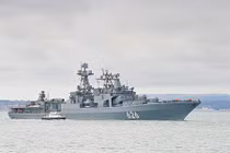 Dàn tàu chiến Nga thị uy ở Bắc Cực mạnh đến mức nào?