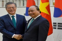 Tổng thống Hàn Quốc ấn tượng với thành tựu của Việt Nam