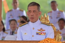 Đời tư ít biết của Quốc vương Thái Lan giàu có bậc nhất