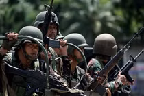 Philippines điều tra vụ quân đội bắn nhầm cảnh sát, 6 người chết