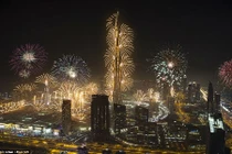 Choáng ngợp màn trình diễn pháo hoa năm mới 2016 rực rỡ 