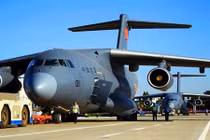 Trung Quốc tăng tốc sản xuất siêu vận tải cơ Y-20 Kunpeng