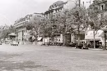 Cuộc sống thường nhật ở thủ đô Paris năm 1955 qua ảnh