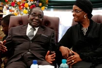 Tiết lộ "sốc" thỏa thuận để Cựu Tổng thống Zimbabwe Mugabe từ chức