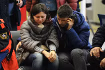 Nỗi đau của thân nhân hành khách máy bay rơi ở Nga