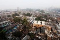 Chùm ảnh người dân Bangladesh “sống chung” với biến đổi khí hậu