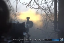 Ảnh: Phiến quân IS chống trả dữ dội trên đảo Sakr chiến lược