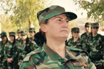 Từ ca sỹ nổi tiếng đến nữ chiến binh quả cảm chống IS