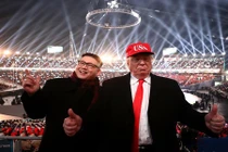 Chân dung người đóng giả ông Kim Jong-un và Tổng thống Trump tại Pyeongchang