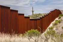 Hạ viện Mỹ chính thức kiện Tổng thống Trump vi hiến