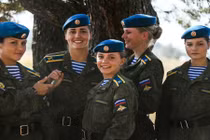 Ngắm những “bông hồng thép” của biệt kích dù Nga