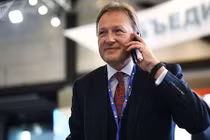 Điều ít biết về triệu phú Nga lần đầu ứng cử tổng thống