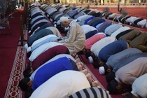 Tín đồ Hồi giáo khắp thế giới bước vào tháng ăn chay Ramadan