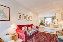 Kinh ngạc nơi ở của Công nương Kate Middleton trước khi kết hôn