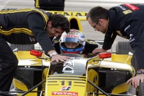 Ấn tượng loạt ảnh Tổng thống Nga Putin “trổ tài” lái xe